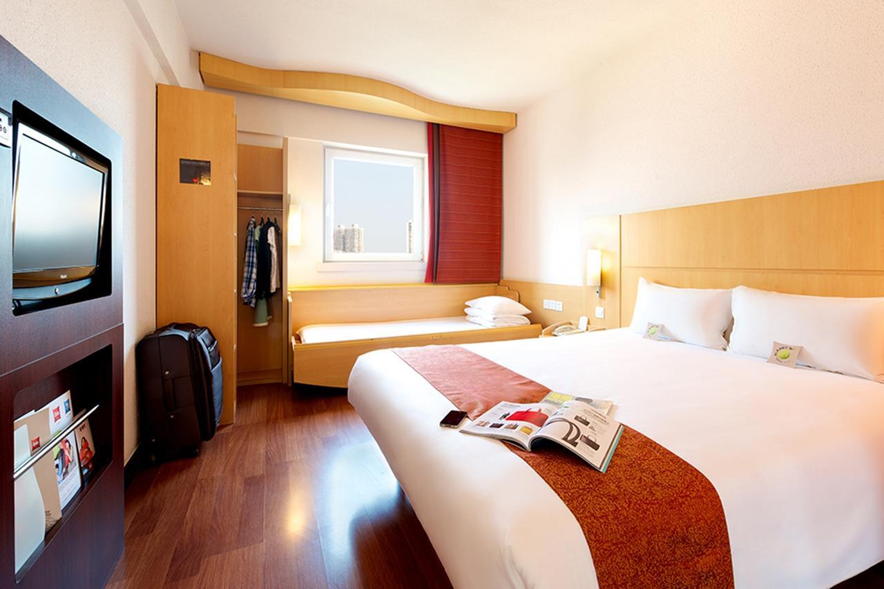 Ibis Tianjin Railway Station Hotell Rom bilde